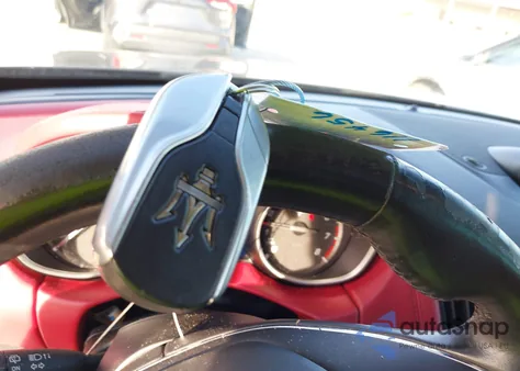 2019 Maserati Levante z USA, uszkodzony, nr VIN ZN661XUA0KX320561